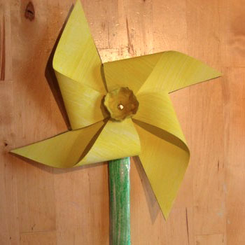 Celebrate St David's Day by Making a Paper Double-Daffodil